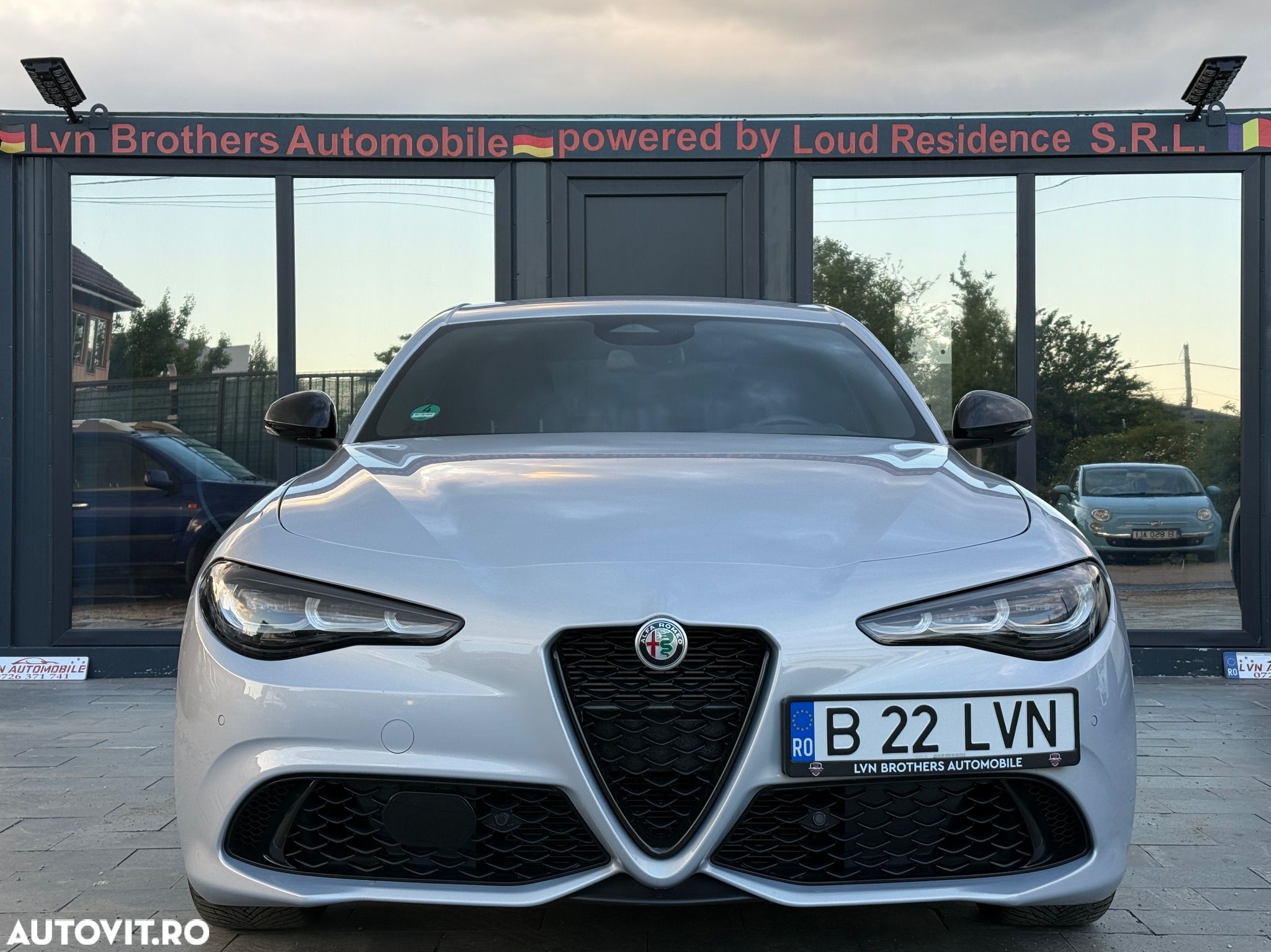 Alfa Romeo Giulia 2.0 Turbo 16V AT8-Q4 Veloce - 1