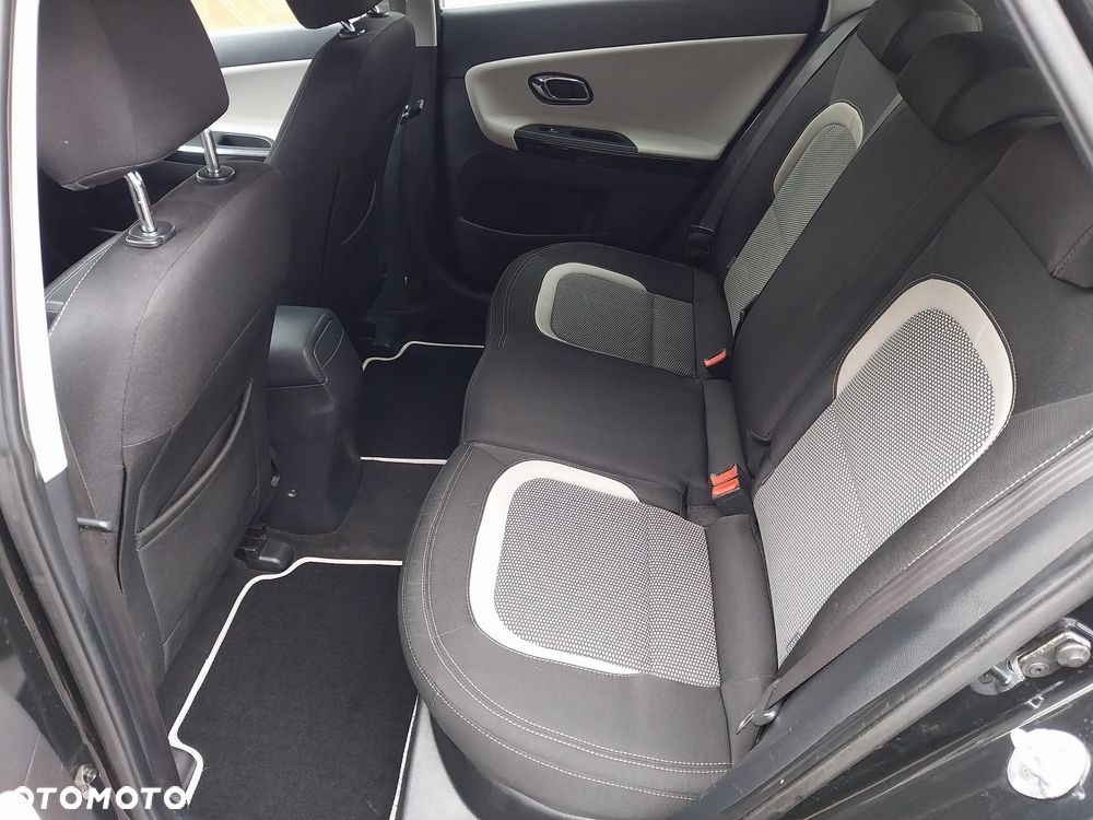 Kia Ceed 1.4 CVVT Dream Team Edition - 21