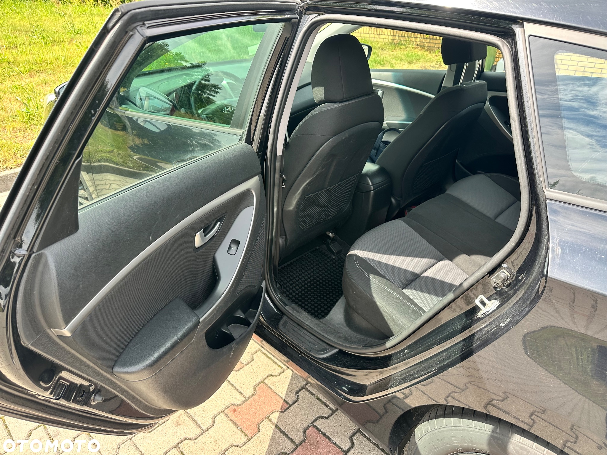 Hyundai i30 1.6 CRDi Premium - 8