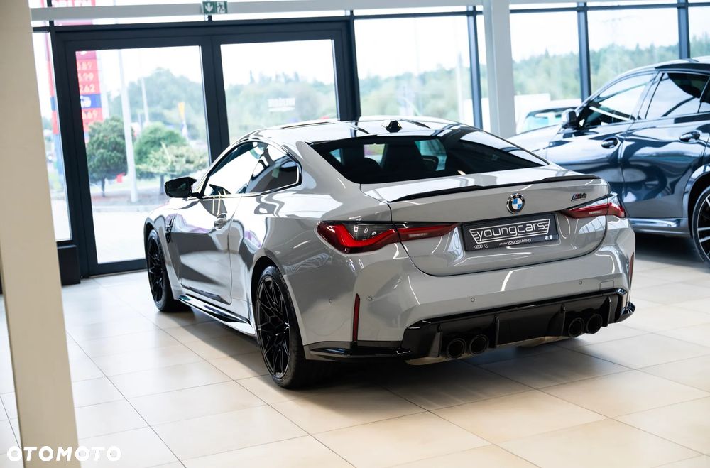 BMW M4 Competition M xDrive sport - 14