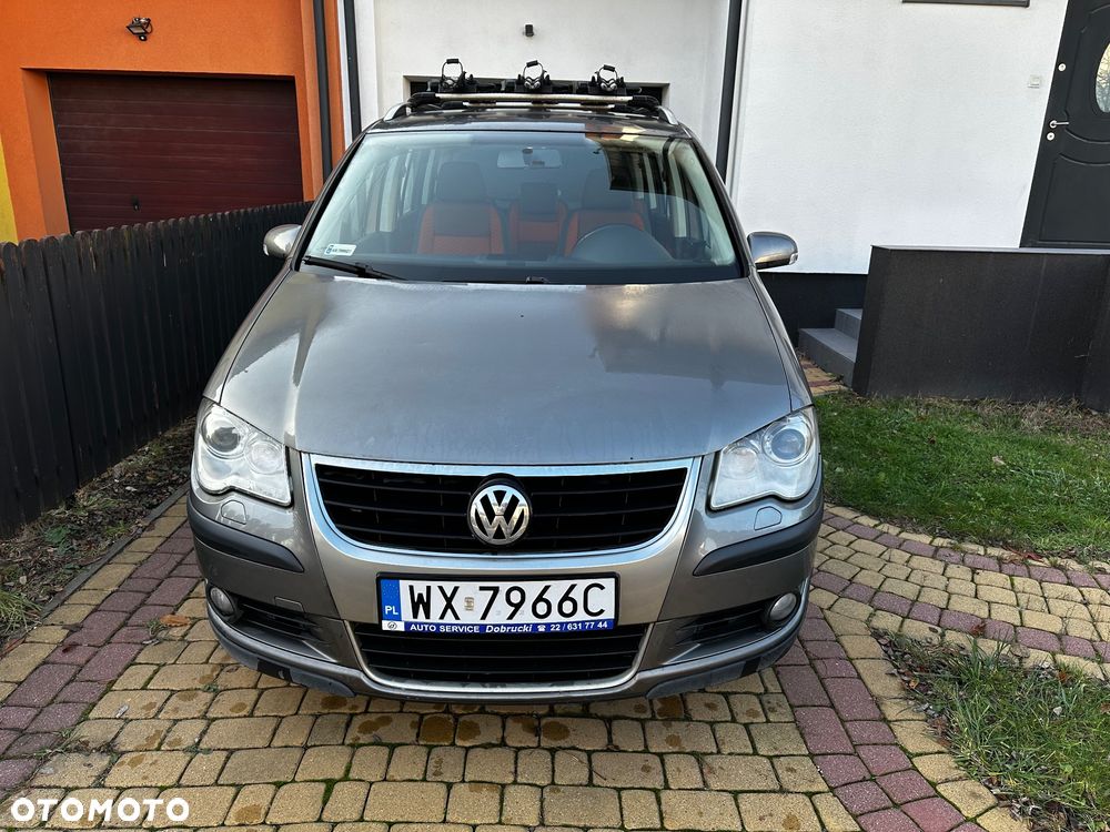 Volkswagen Touran 1.4 TSI Cross - 2