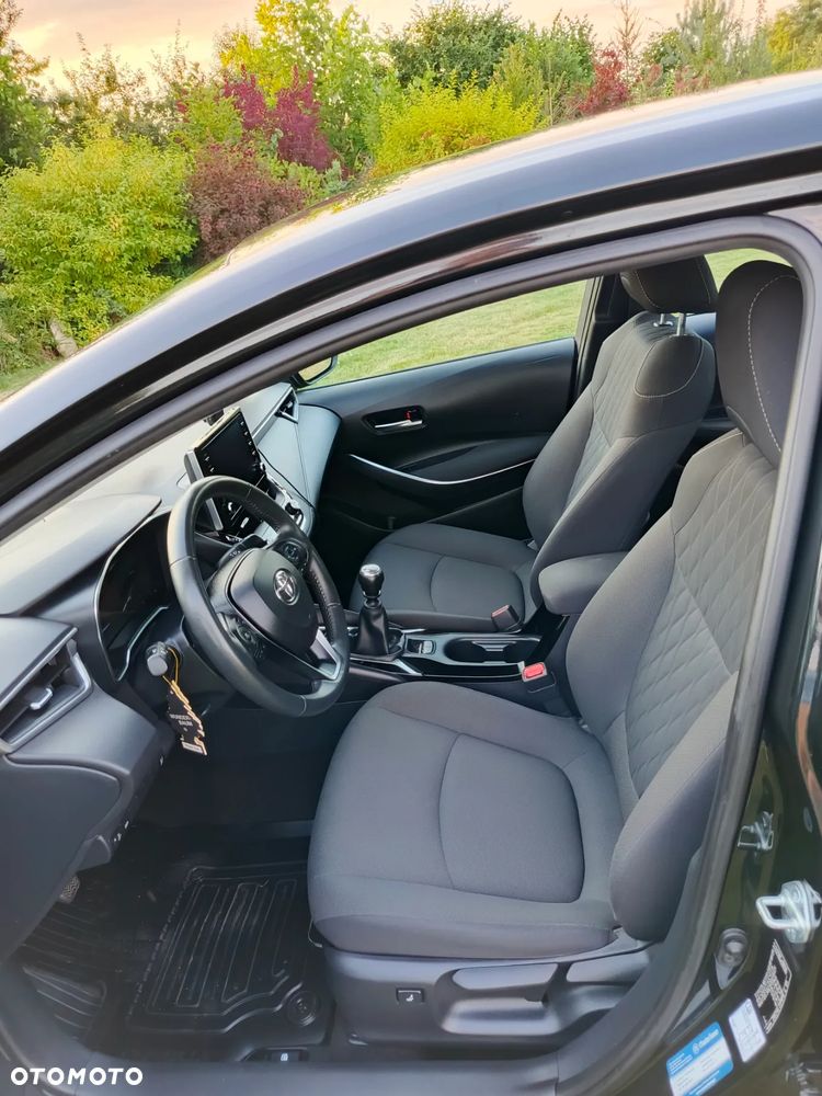 Toyota Corolla 1.6 Comfort - 11