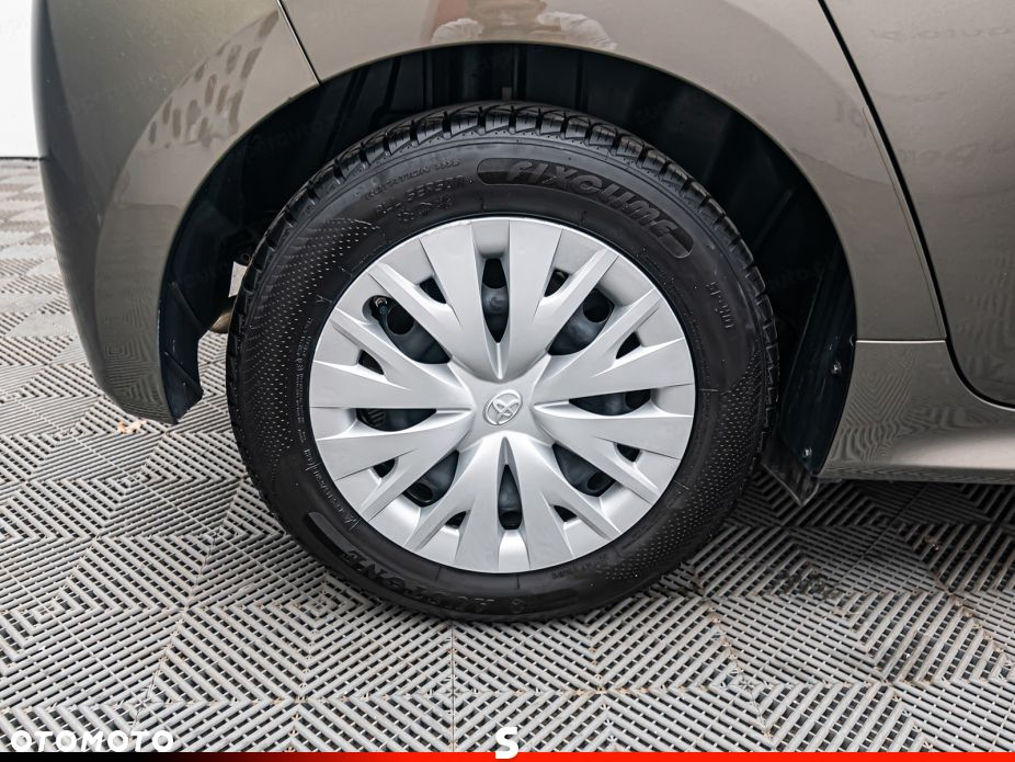 Toyota Yaris 1.5 Comfort - 27