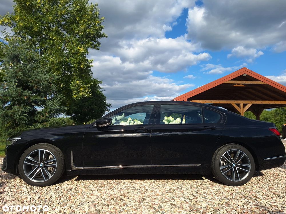 BMW Seria 7 750Li xDrive - 8