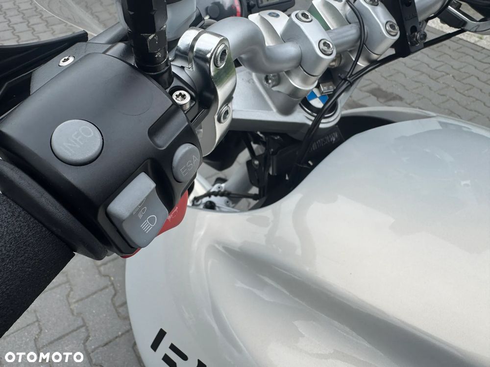 BMW R - 30