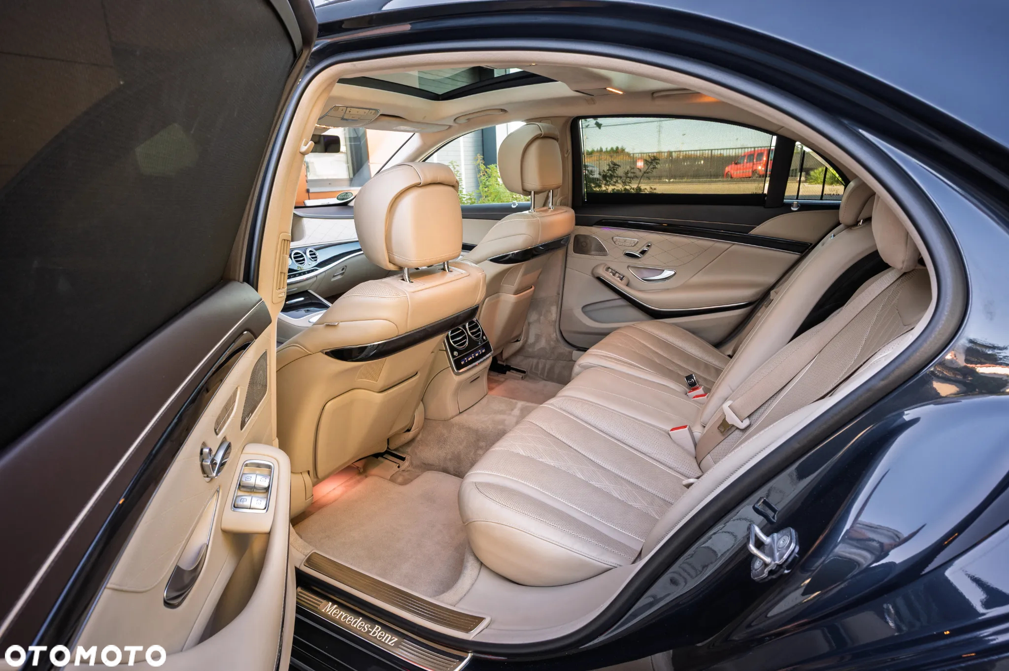 Mercedes-Benz Klasa S 400 d 4-Matic L 9G-TRONIC - 18