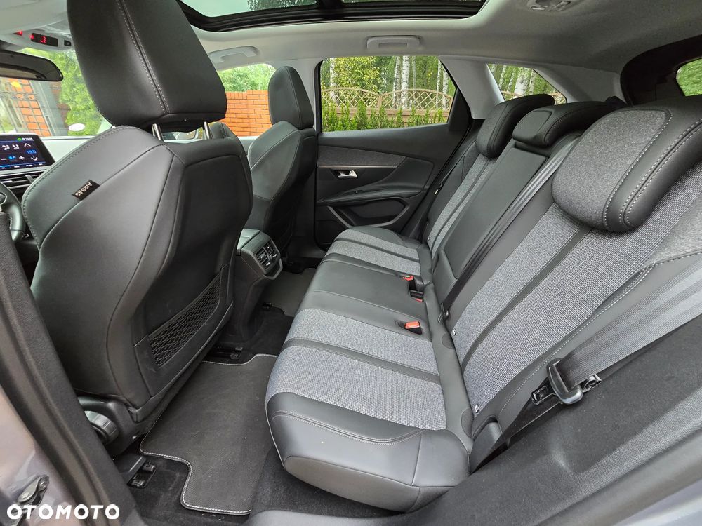 Peugeot 3008 PureTech 130 Stop & Start GPF Allure - 14