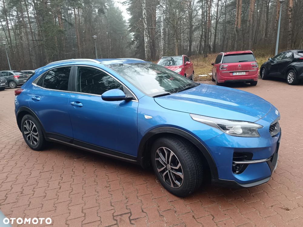 Kia XCeed 1.5 T-GDI M - 3