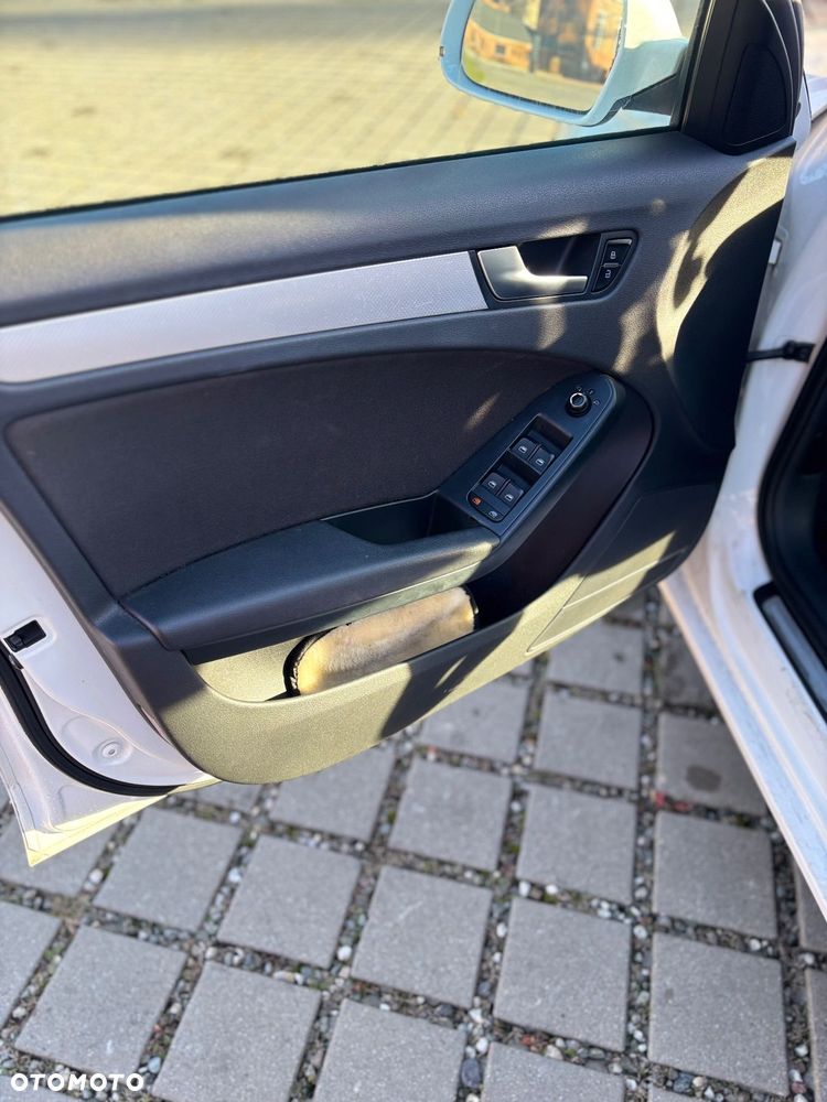 Audi A4 Avant 2.0 TDI Quattro - 15