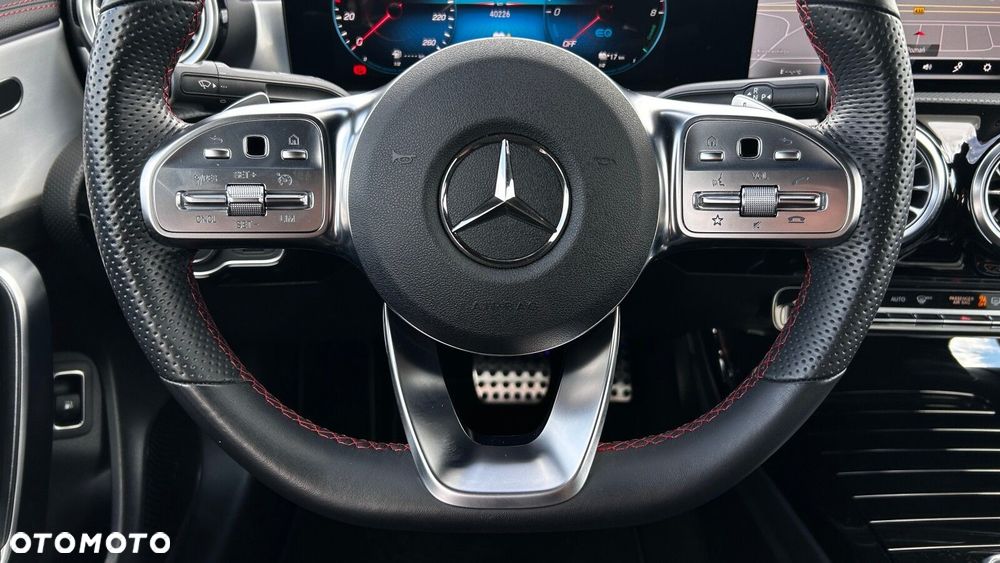 Mercedes-Benz CLA - 16