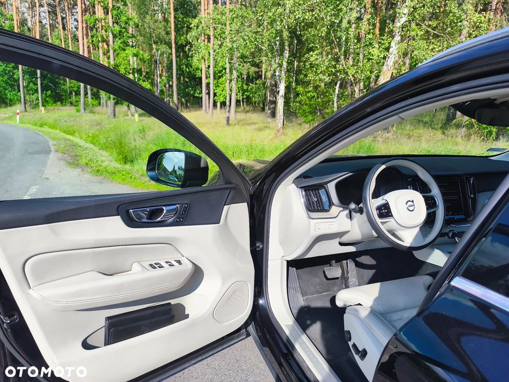 Volvo XC 60 D4 Inscription - 21
