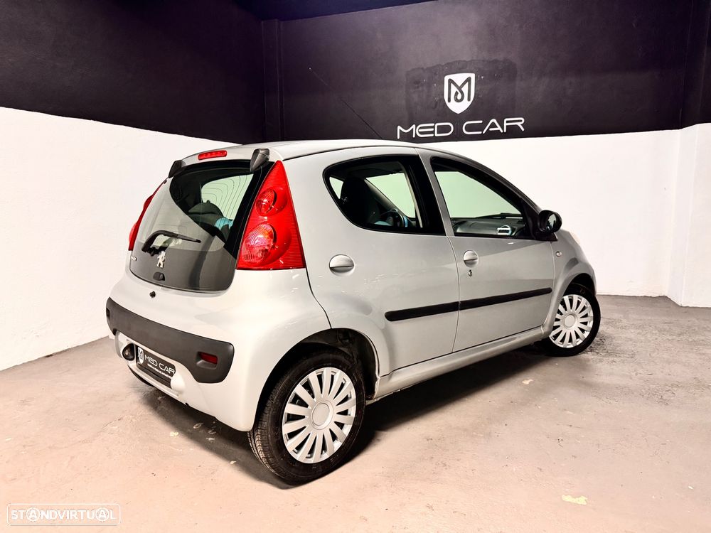 Peugeot 107 1.0 Trendy - 4