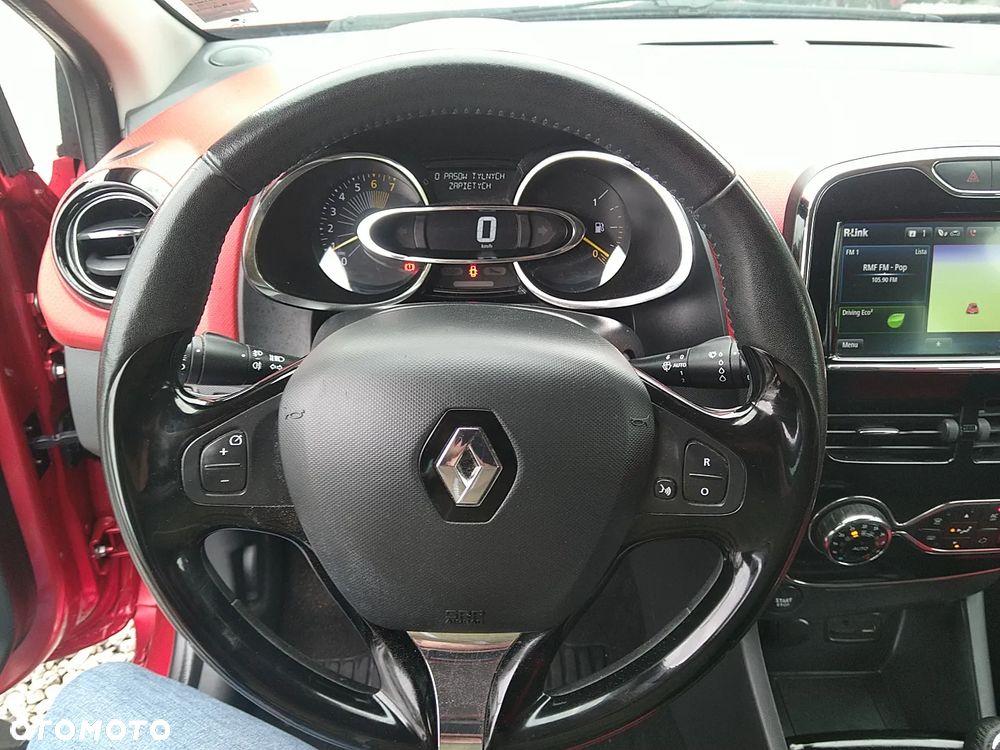 Renault Clio - 24