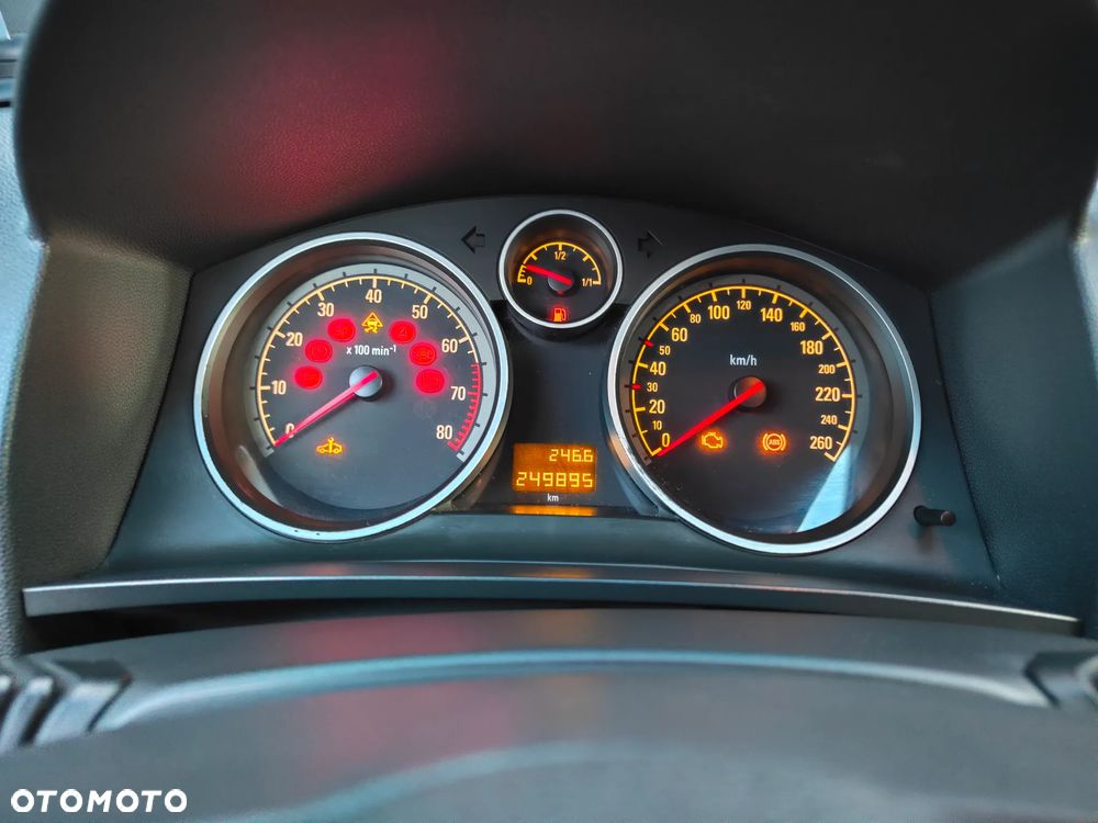 Opel Zafira 1.8 - 25