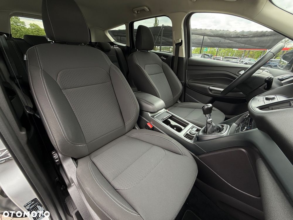Ford Kuga 1.5 EcoBoost 2x4 Cool & Connect - 27