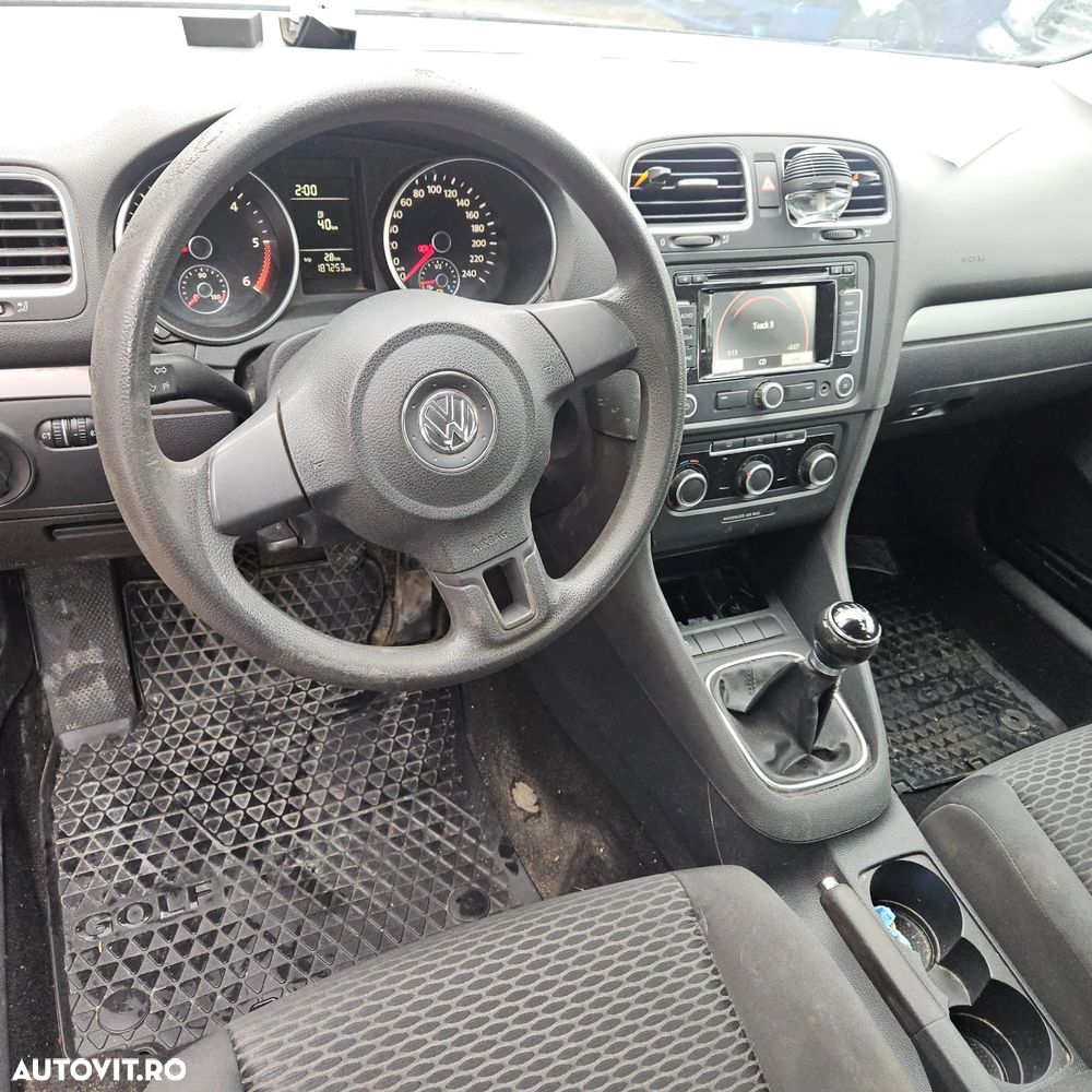 Volkswagen Golf 1.6 TDI DPF Team - 12