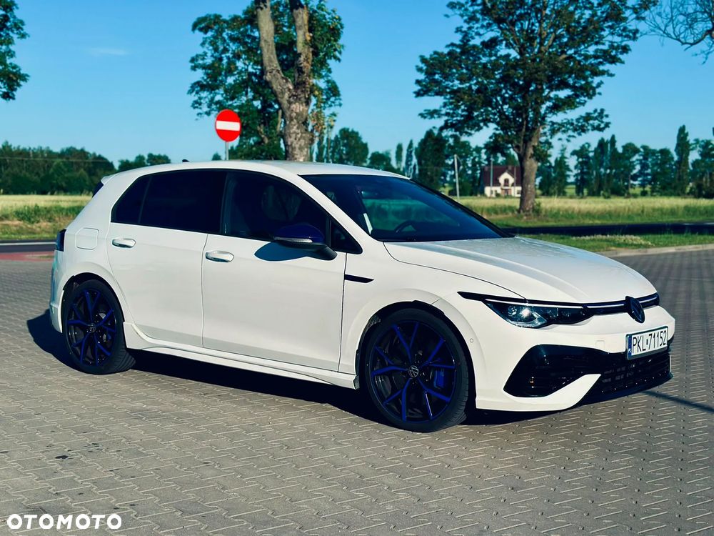 Volkswagen Golf - 2