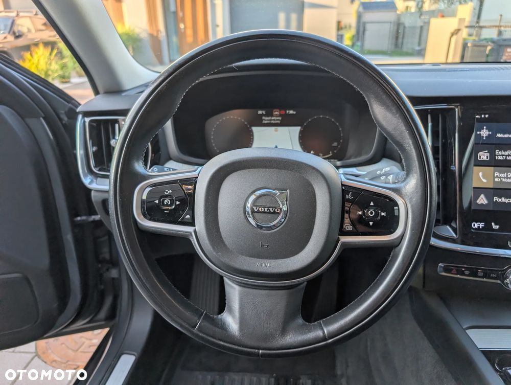 Volvo V60 Cross Country - 19