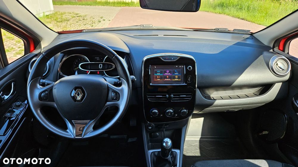 Renault Clio 0.9 TCe Techno Feel - 15