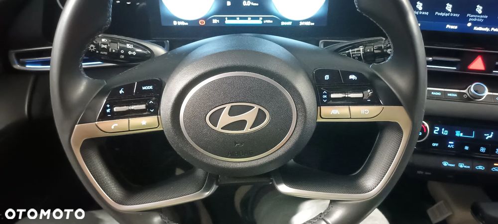 Hyundai Elantra - 15