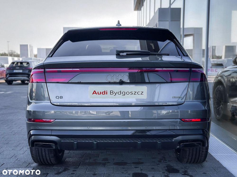 Audi Q8 - 14