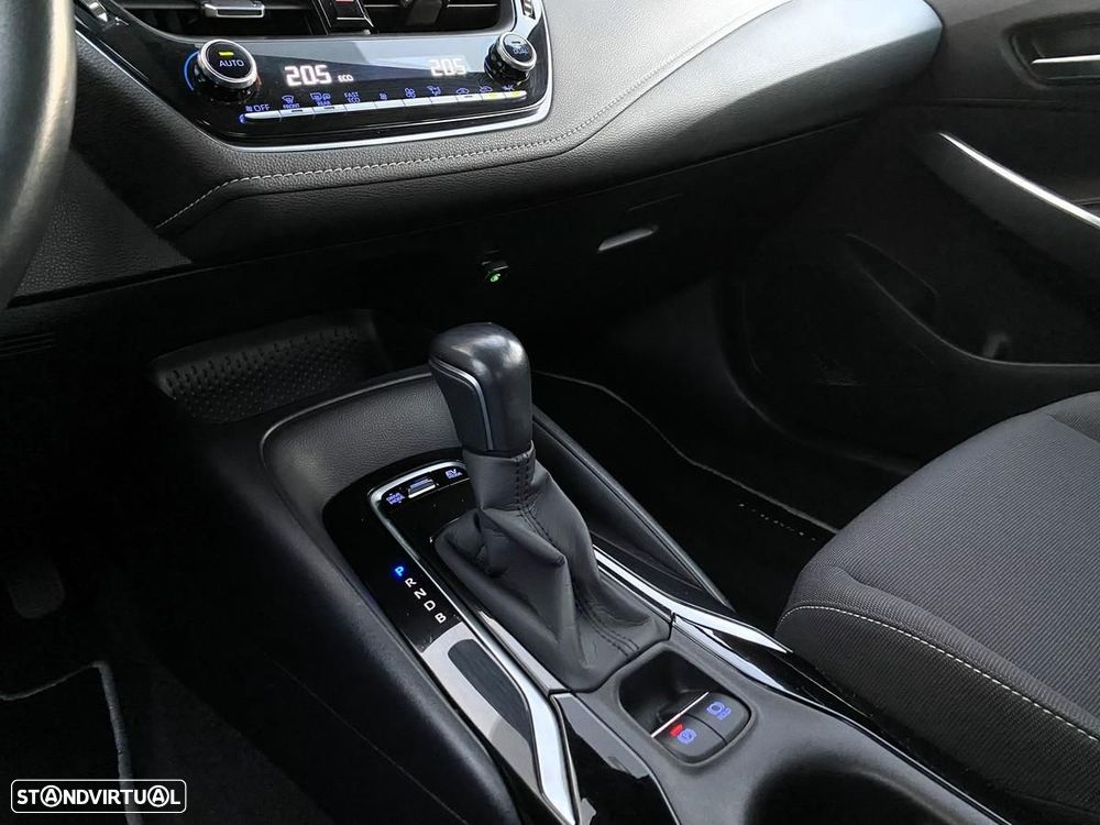 Toyota Corolla 1.8 Hybrid Comfort - 14