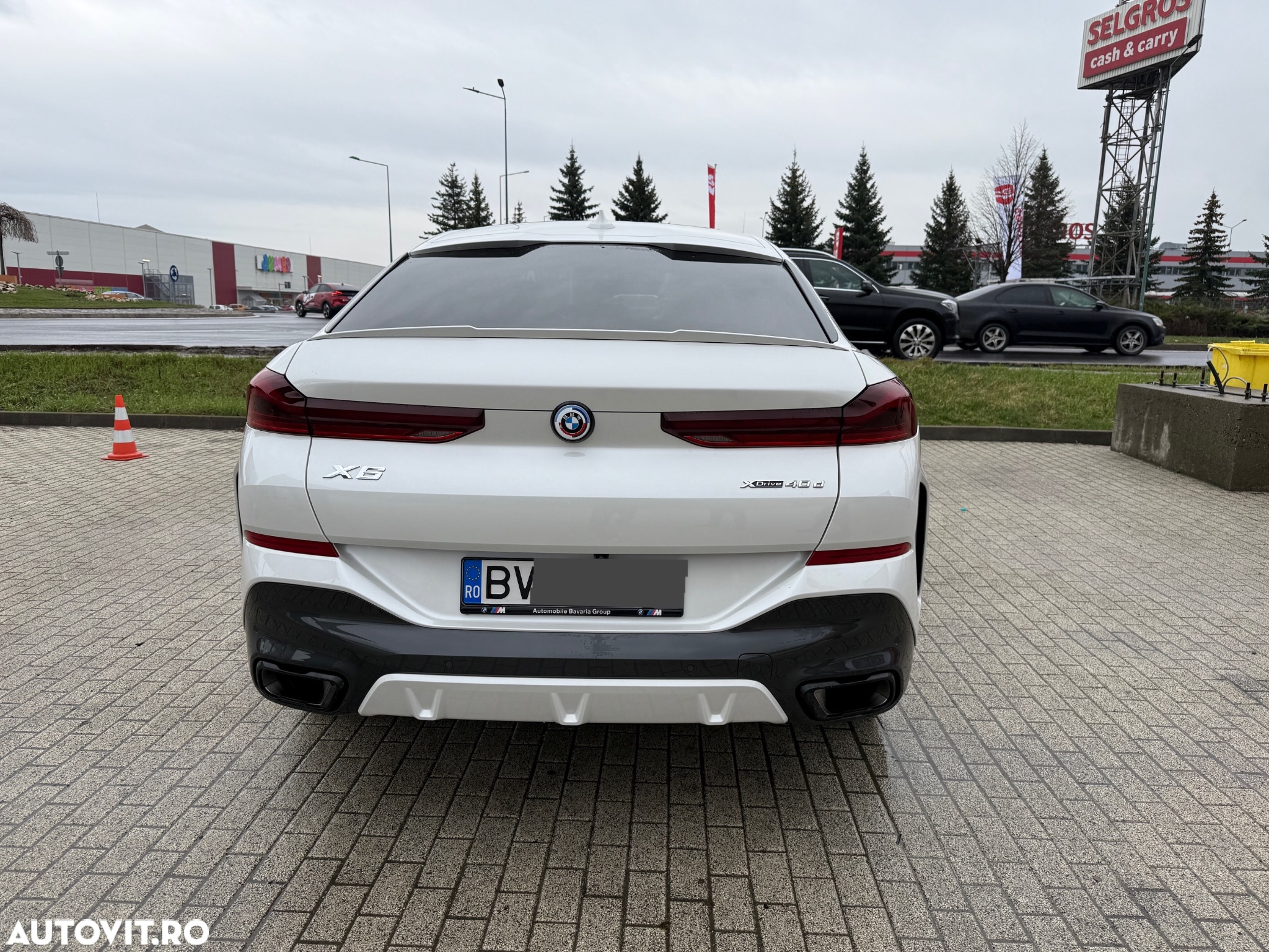 BMW X6 xDrive40d AT MHEV - 24