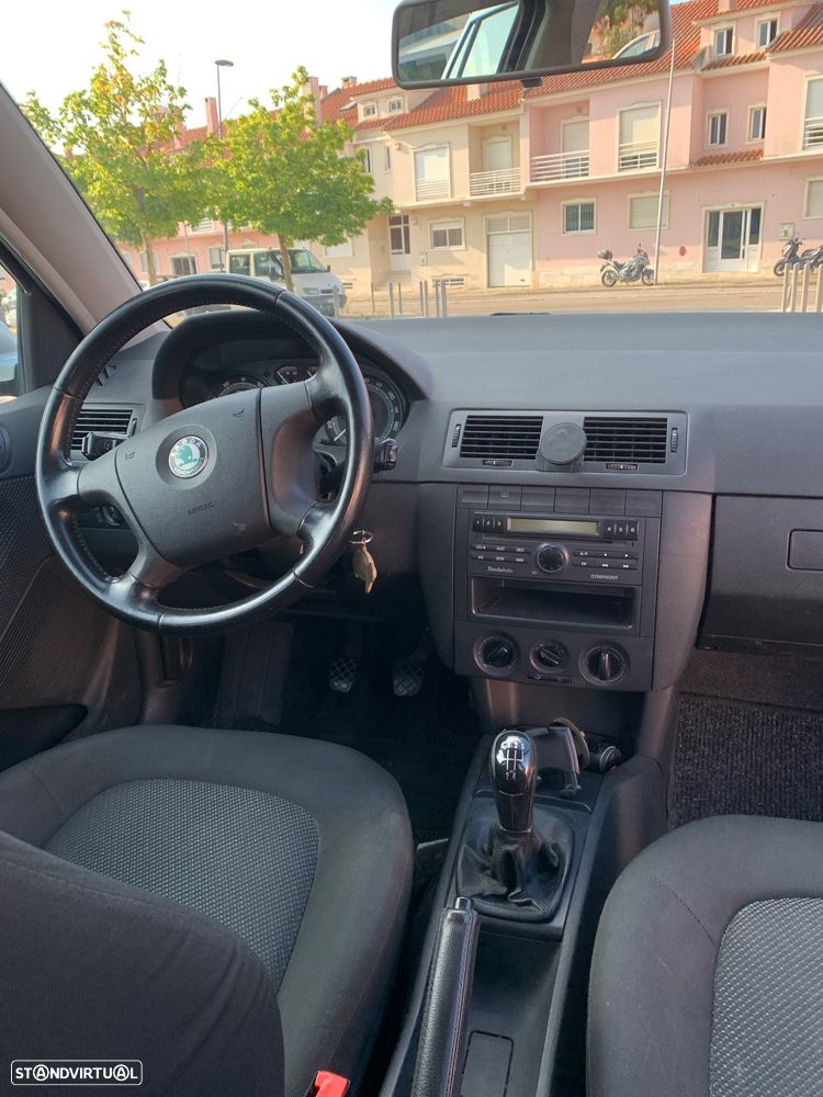 Skoda Fabia Break 1.2 Sport - 8