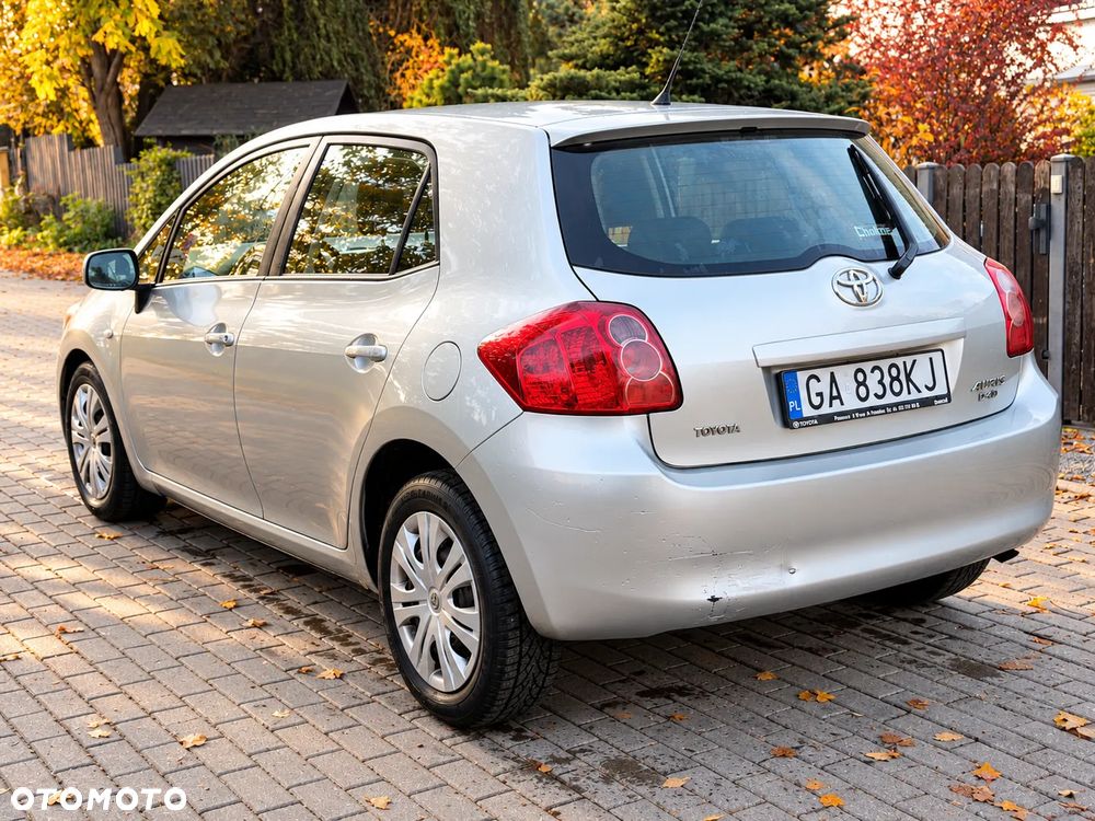 Toyota Auris 2007 photo 4