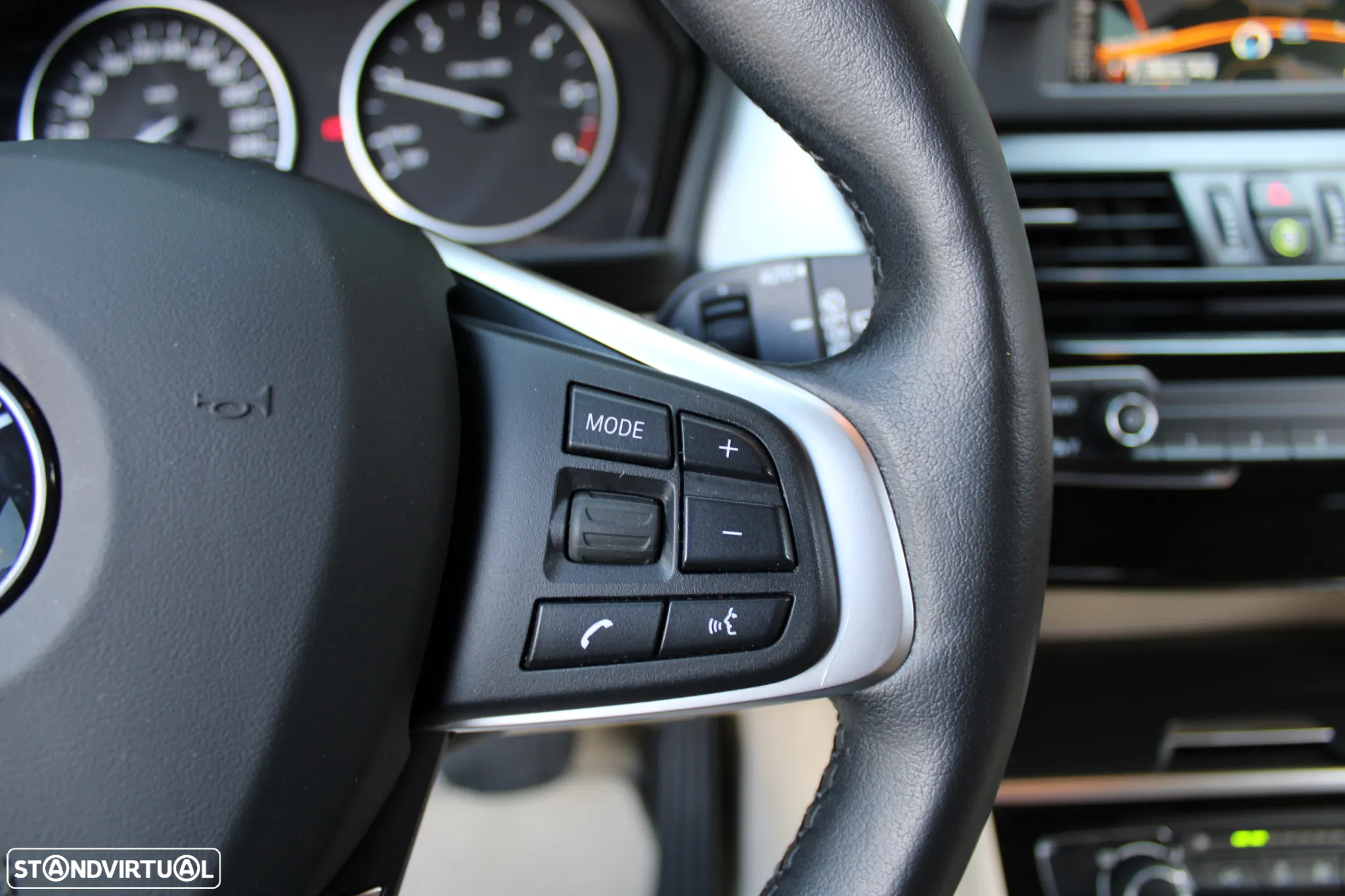 BMW 218 Active Tourer d Advantage Auto - 29