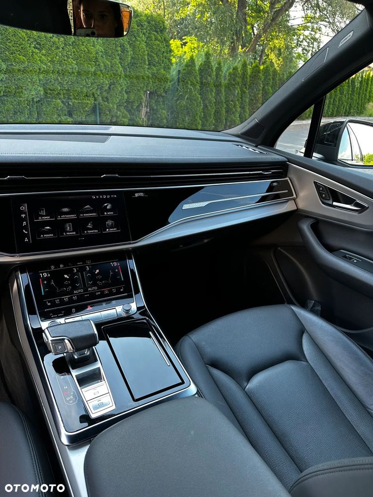Audi Q7 - 6