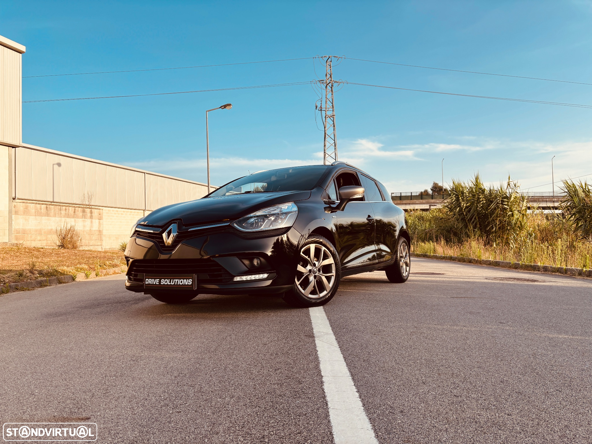 Renault Clio Sport Tourer 0.9 TCe Limited Edition - 19