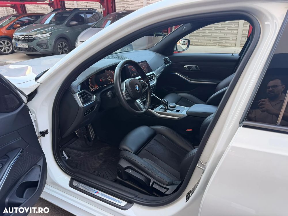 BMW Seria 3 320d xDrive AT MHEV - 9