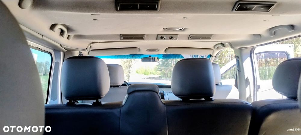 Opel Vivaro - 17