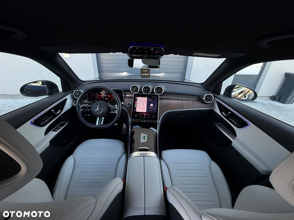 Mercedes-Benz GLC 300 mHEV 4-Matic AMG Line - 32