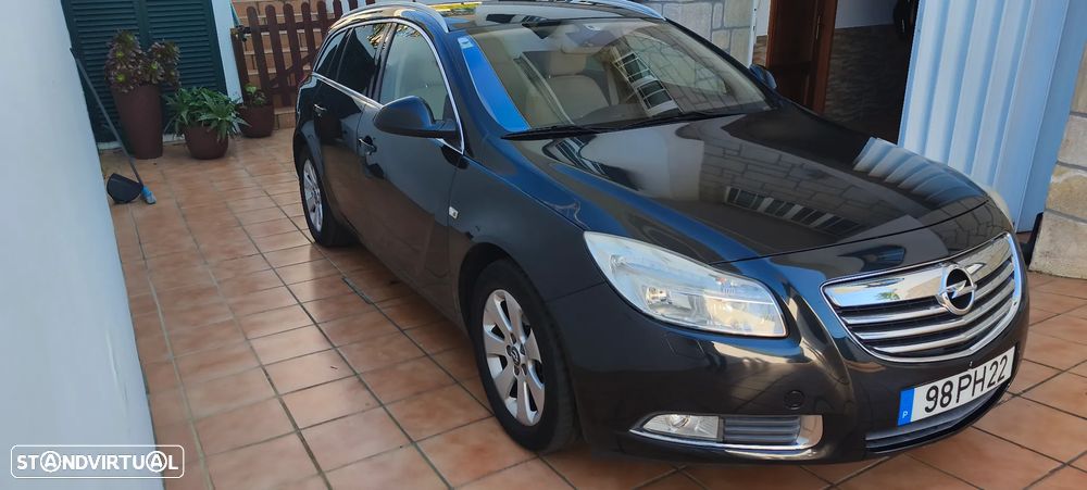Opel Insignia Sports Tourer - 2