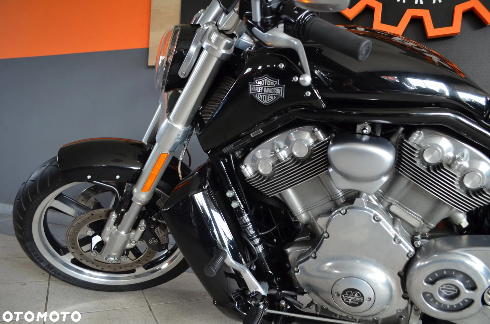 Harley-Davidson V-Rod Muscle - 17