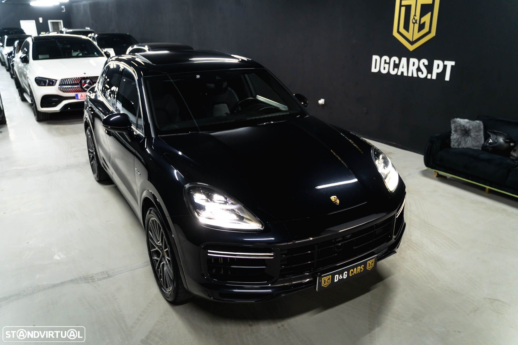Porsche Cayenne Turbo S E-Hybrid - 1