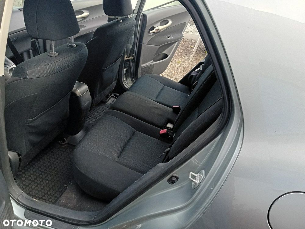 Toyota Auris - 9
