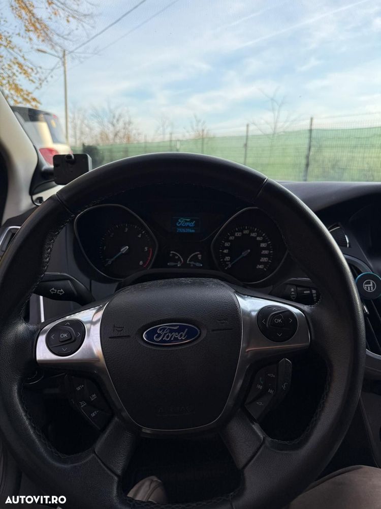 Ford Focus 2.0 TDCi DPF Aut. Titanium - 14