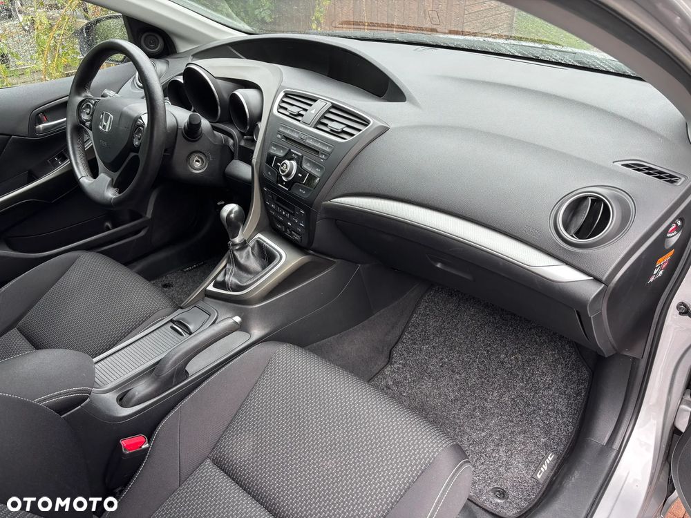 Honda Civic Tourer 1.8 i-VTEC Elegance - 2