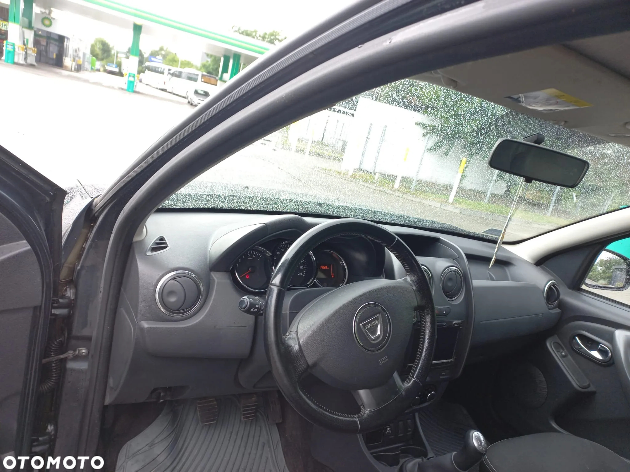 Dacia Duster 1.6 Laureate - 13