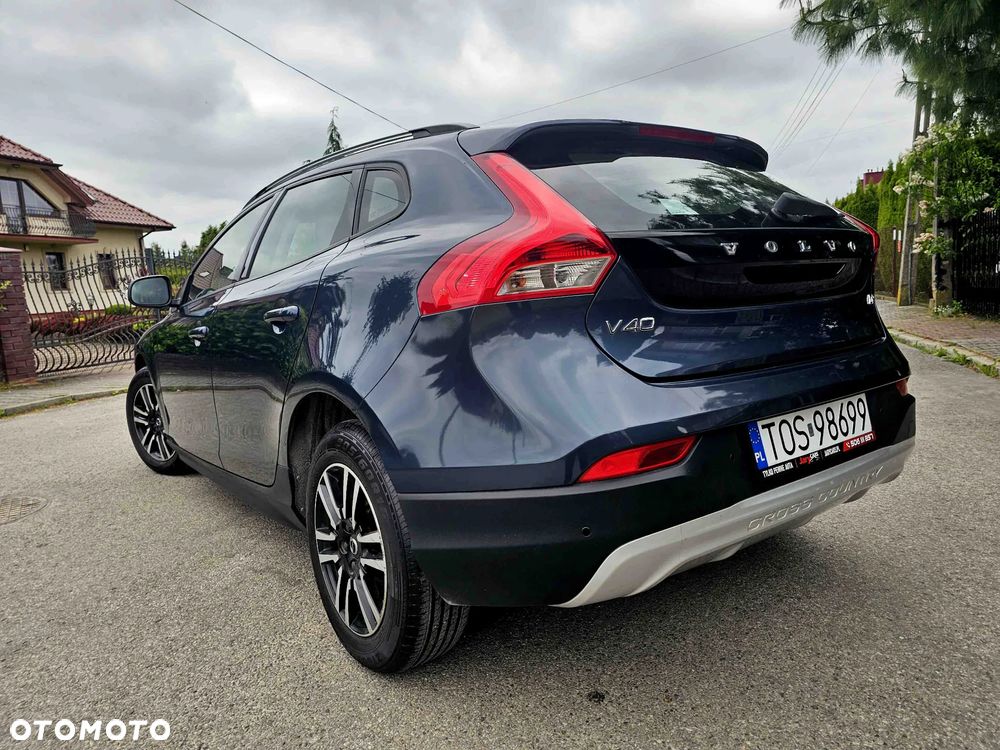 Volvo V40 Cross Country D2 Pro - 10