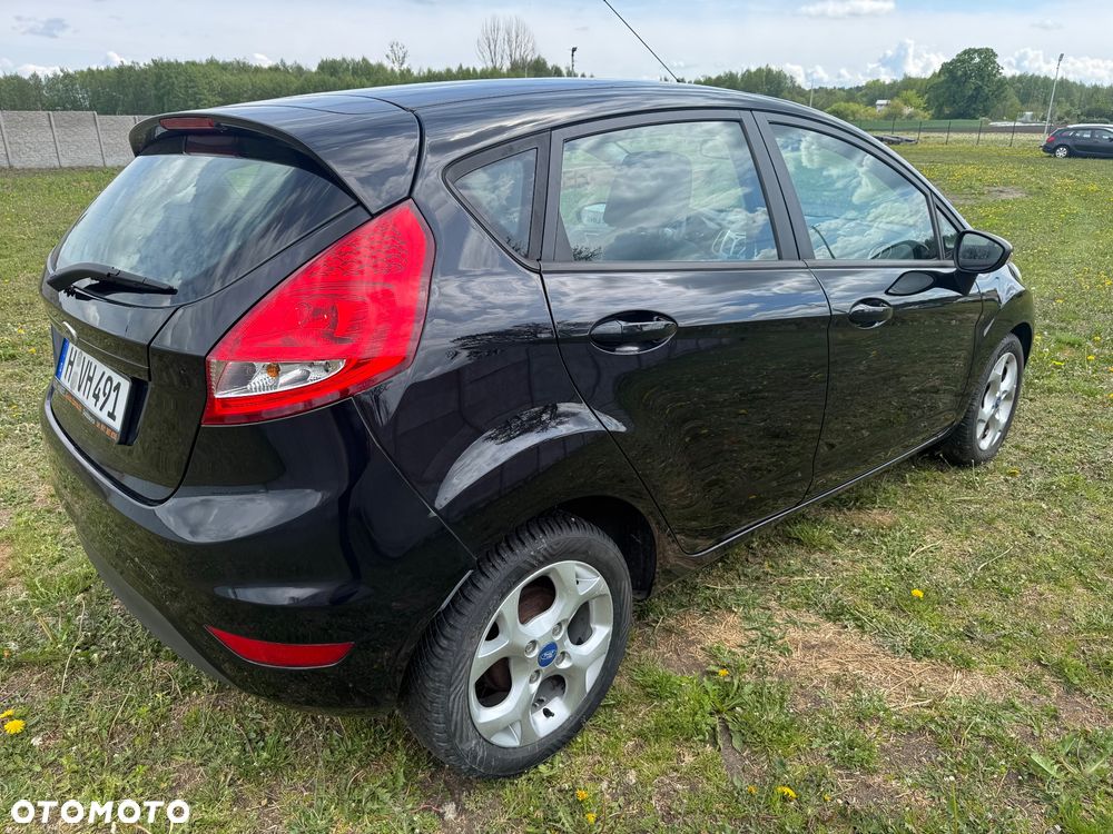 Ford Fiesta - 14