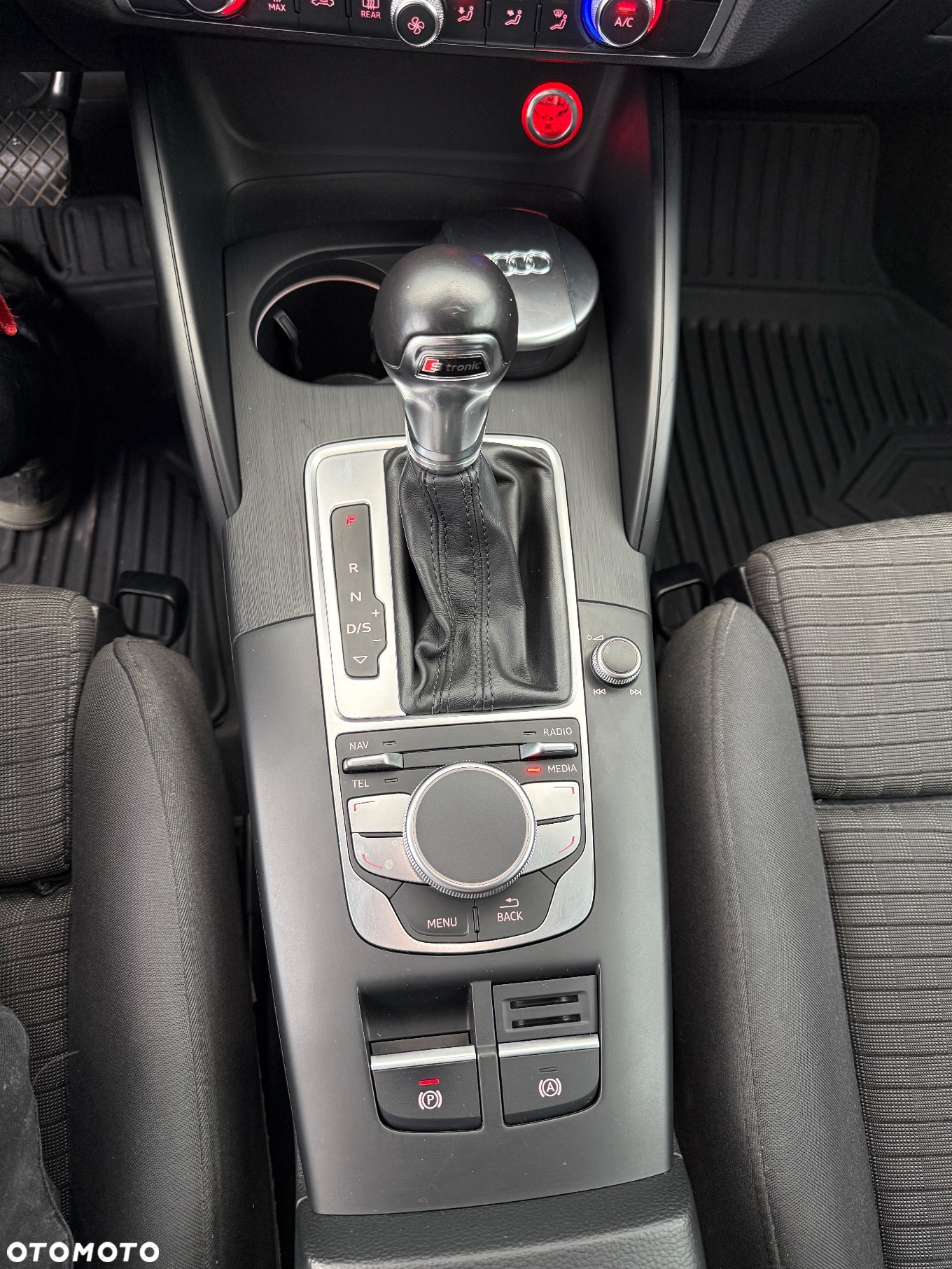 Audi A3 2.0 TDI S tronic - 14
