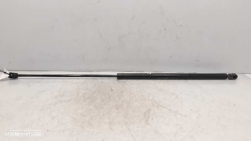 AMORTECEDORESDO CAPÔ AUDI A4 AVANT 1.9 TDI 130CV 1896CC - 1