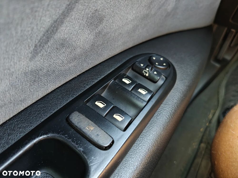 Peugeot 407 HDi 110 Premium - 20