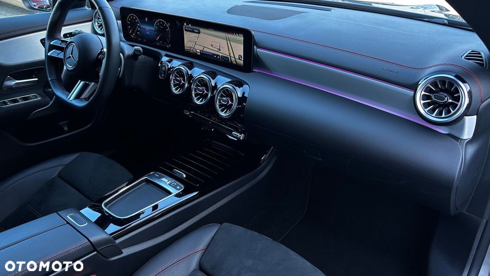 Mercedes-Benz CLA 200 mHEV AMG Line 7G-DCT - 23