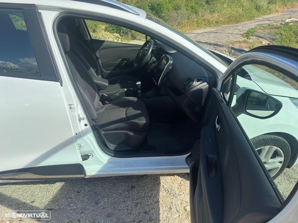 Renault Clio 1.5 dCi Confort - 6