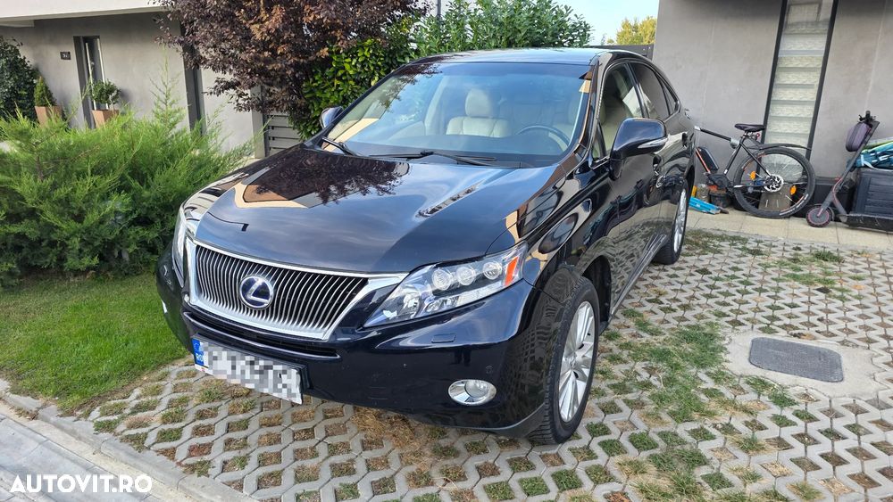 Lexus Seria RX - 17